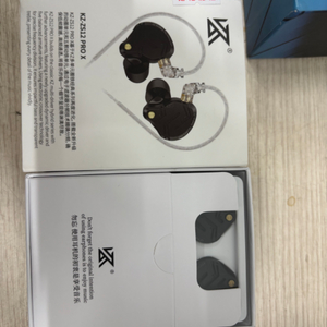 KZ ZS10 프로 하이브리드 인이어 메탈 이어폰 10