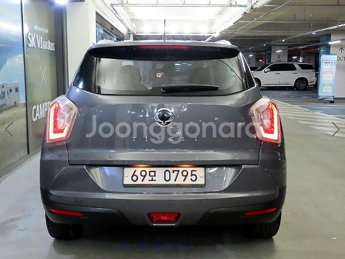@16년식 티볼리 가솔린 2WD VX 전국최저가격--4