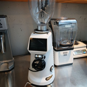 그라인더 피오렌자또 f83e 상태굿