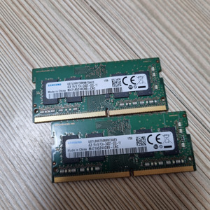 ddr4 노트북램 총 8기가 팝니다