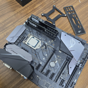 ASUS Z370-F 메인보드 + I5-9400F