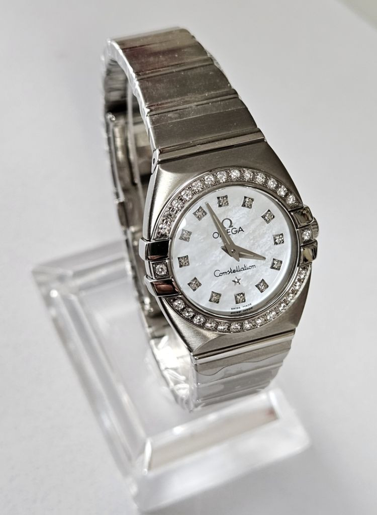 오메가 컨스틸레이션 여성용 다이아몬드 메탈 시계/SWI 이미지