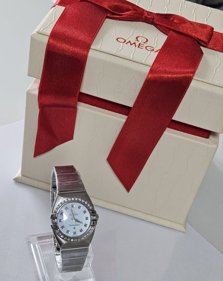 오메가 컨스틸레이션 여성용 다이아몬드 메탈 시계/SWI 이미지