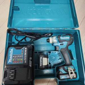 마끼다 임팩드릴(S급) 거의사용안함