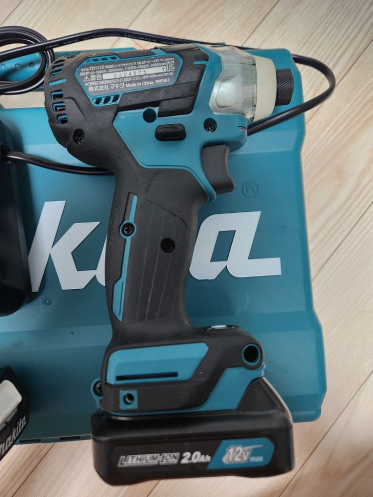 마끼다 임팩드릴(S급) 거의사용안함--4