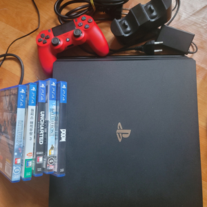 ps4 pro+게임cd5개 모두 갗이 싸게 판매요