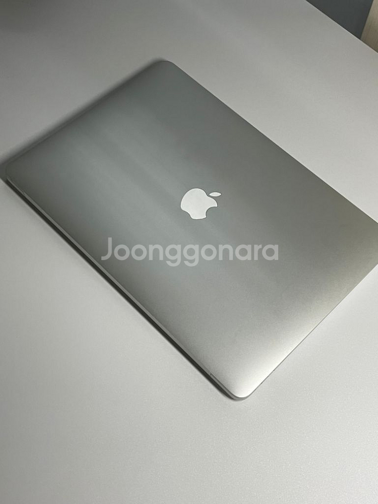 2020 맥북에어 i3 8GB--1