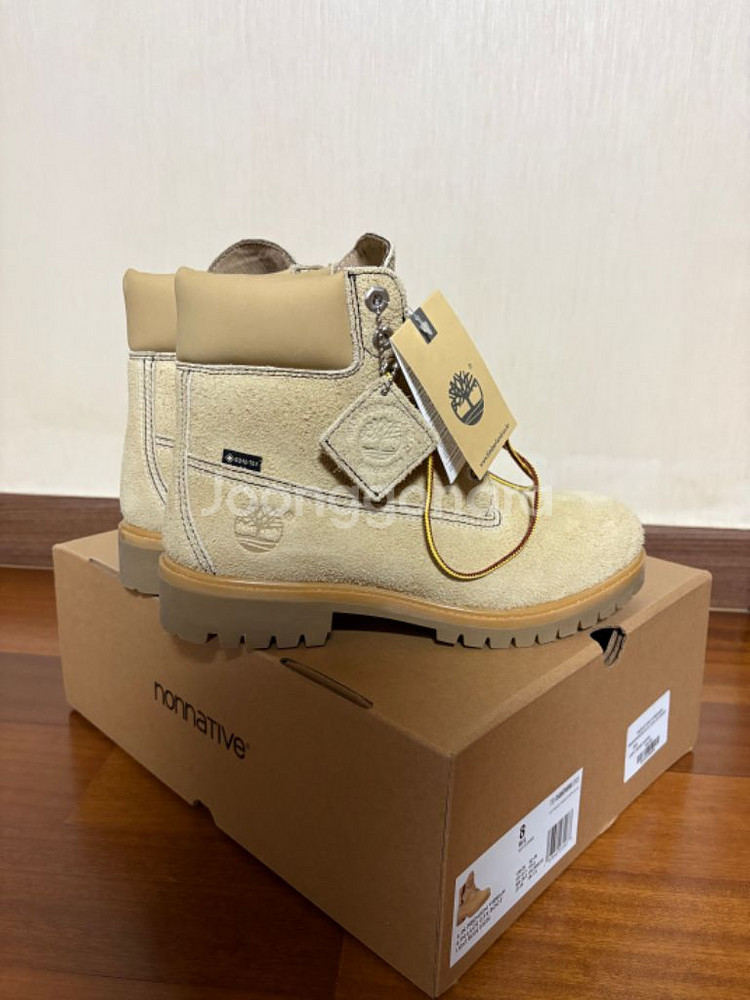 팀버랜드 x 논네이티브 6인치 고어텍스 부츠 라이트 베--2