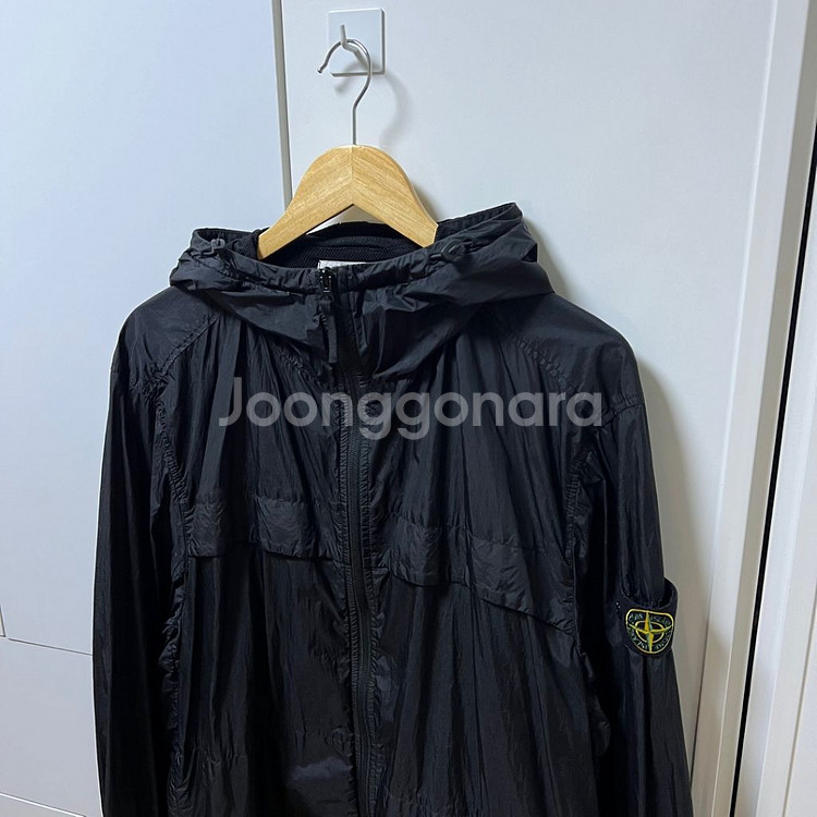 [2XL/백화점판]스톤아일랜드 크링클랩스 후드 바람막이--1