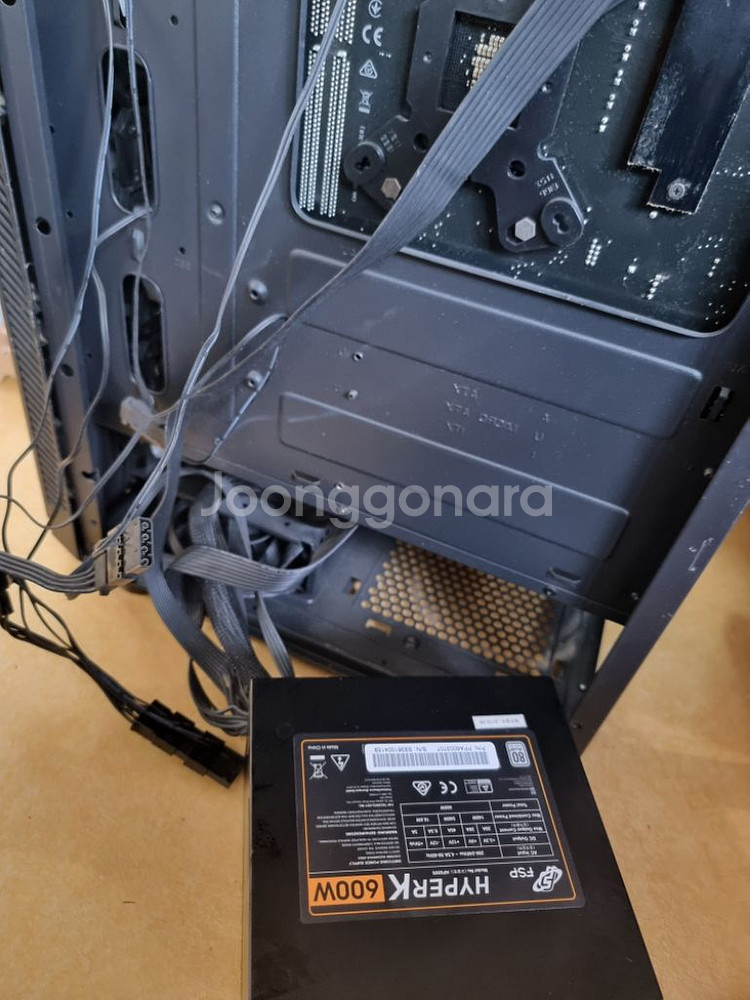 게이밍PC팝니다. (2700x,1660s)--3