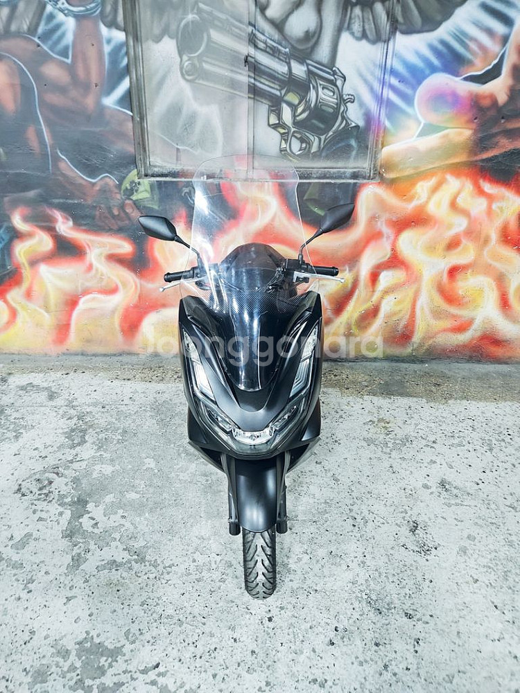 PCX125/21년식/무광블랙/67980KM/스쿠터/--2