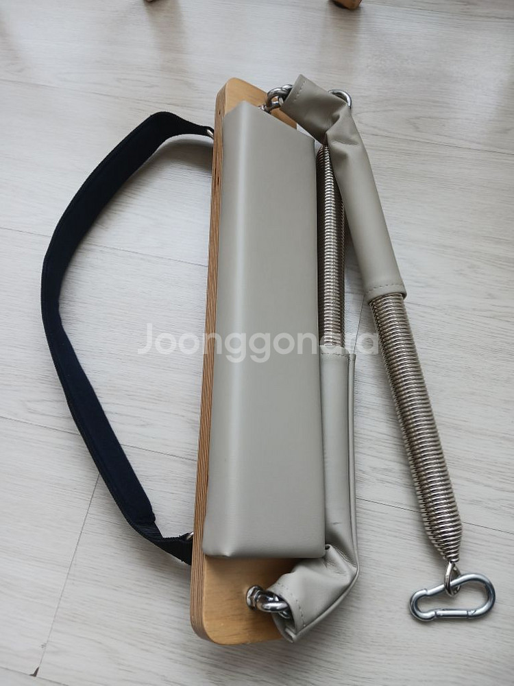 필라테스 기구 캐딜락 1대 & 리포머 5대 케어필라테스--7