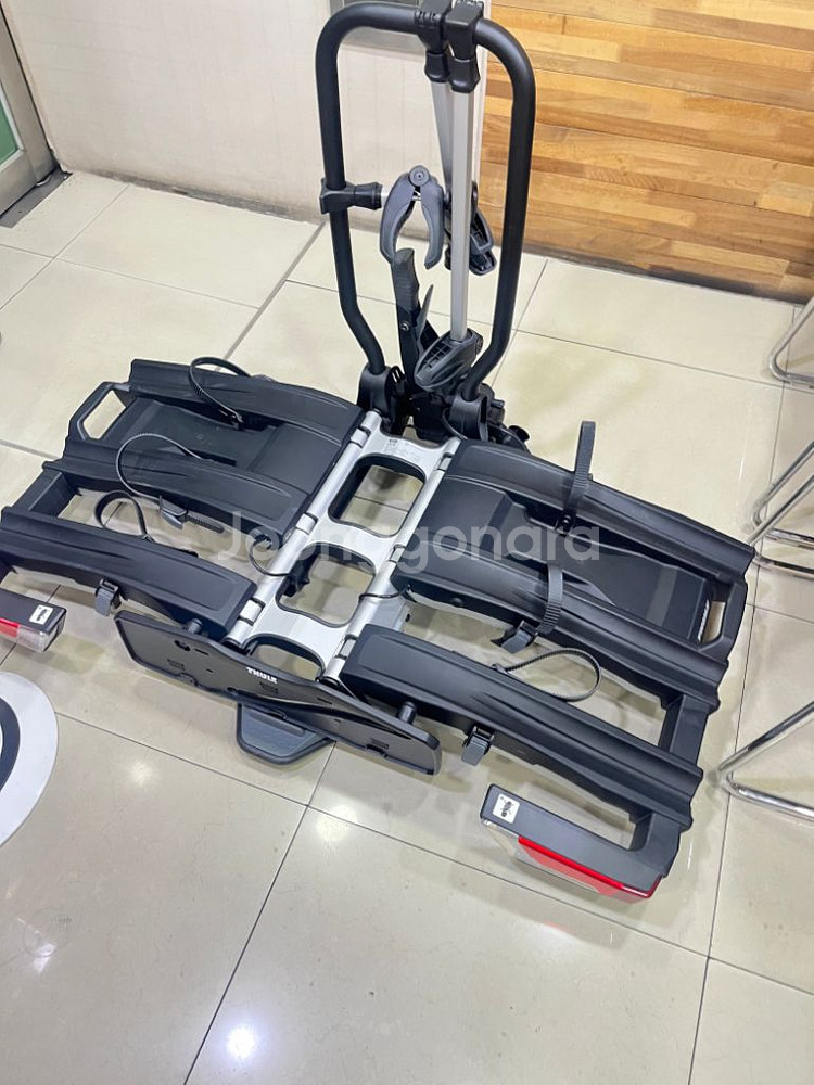 툴레 고급 3단 자전거 캐리어--3