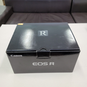 캐논 EOS R