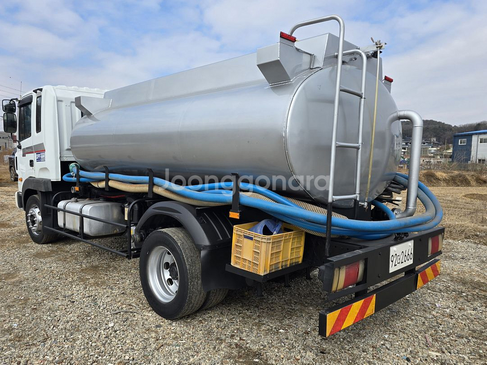 5톤살수차 7톤살수차 중고물차 스텐탱크 7000리터--1