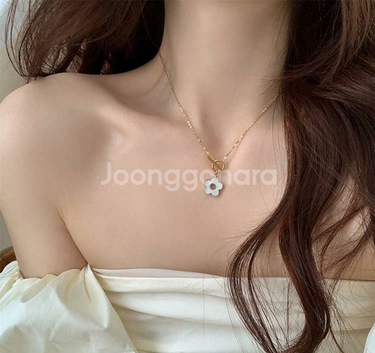 써지컬스틸 플라워 토글바 목걸이 무알러지--3