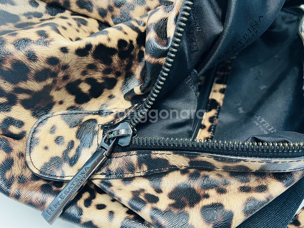 H by 이카트리나 호피 백팩--4