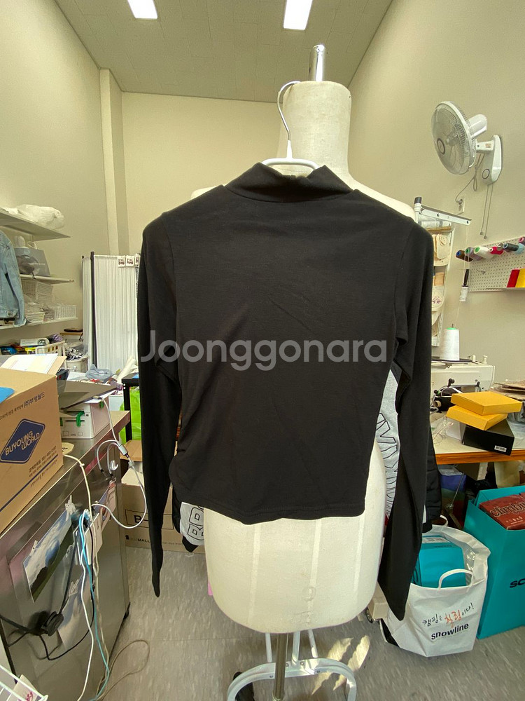 하프넥 하이넥 타투 하트 프린트 긴팔 슬림 티셔츠--3