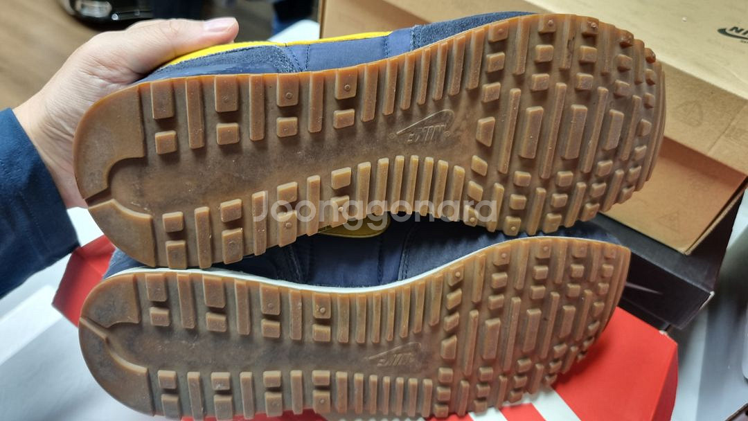 나이키 볼텍스 275--4