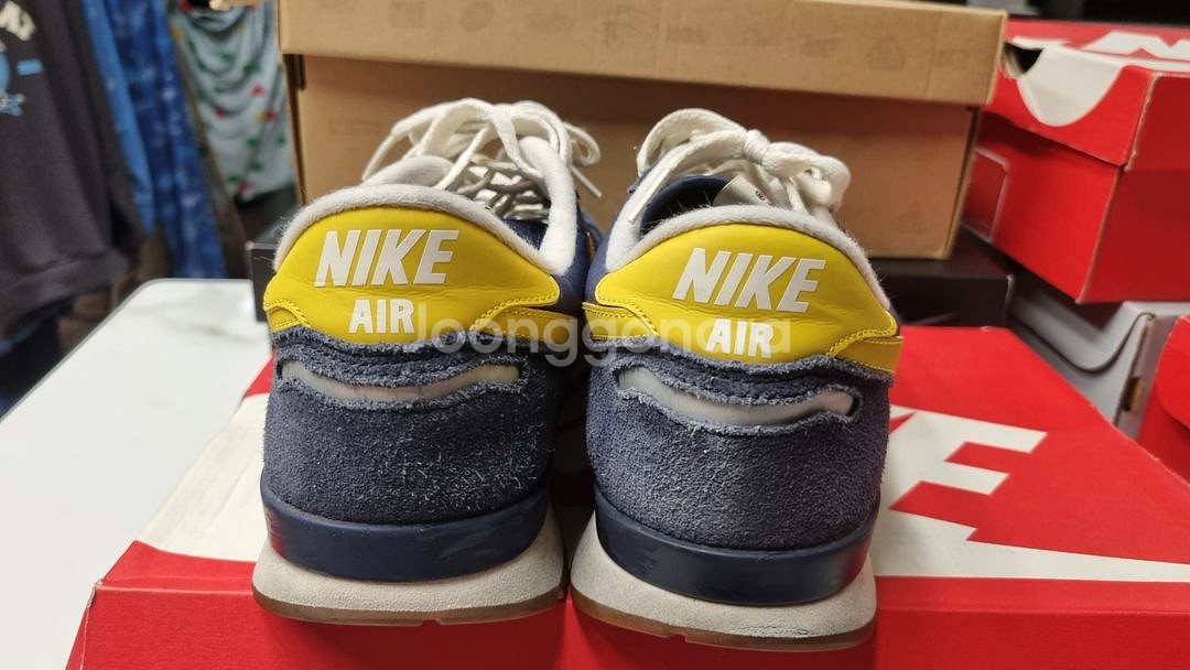 나이키 볼텍스 275--3