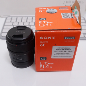 소니 15mm f1.4 렌즈 거의새상품