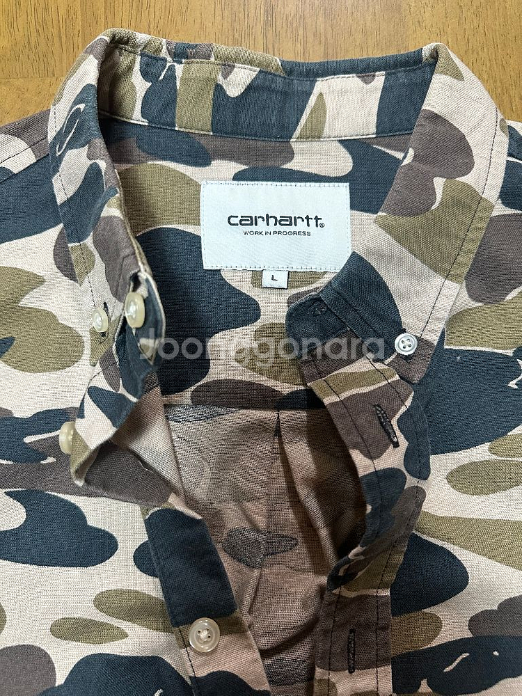 칼하트 셔츠 팝니다--1