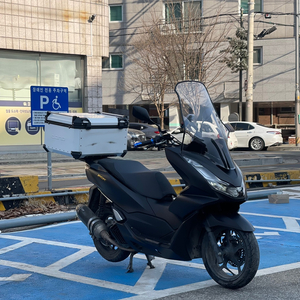 소음기뺀구변o 23년식 pcx125 abs 판매합니다