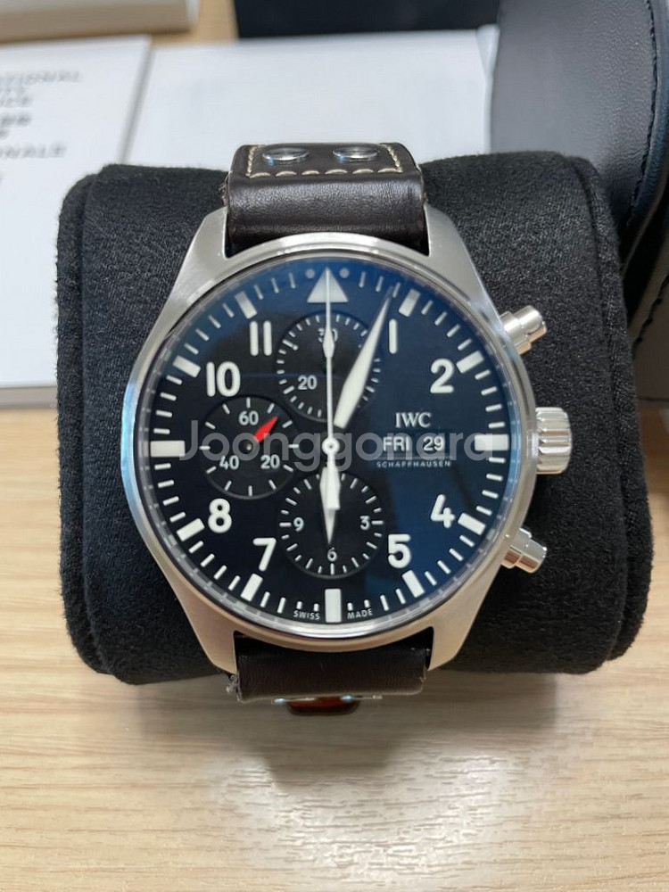 IWC 377710 파일럿 크로노 블랙 다이얼--0