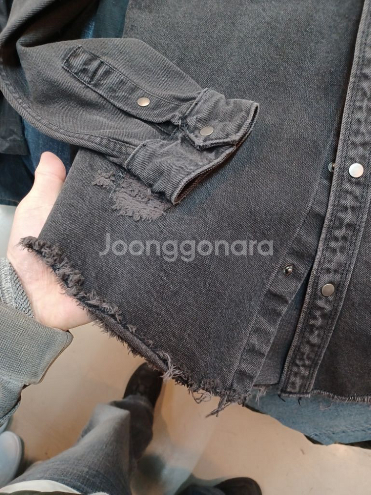 자라 릴렉스드핏 데미지 데님셔츠 자켓 M--4
