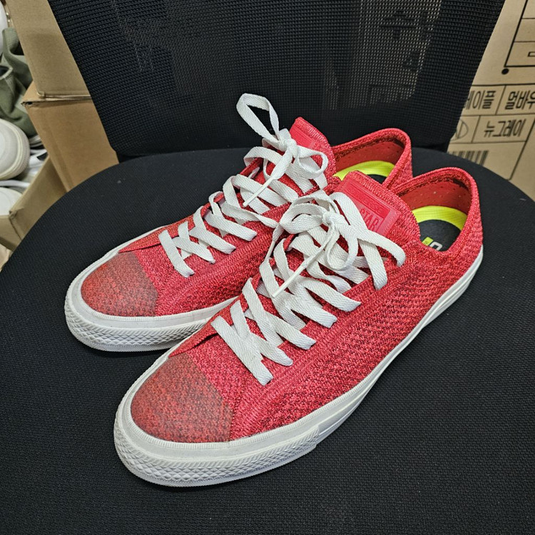 250- 컨버스 플라이니트 레드 280 이미지