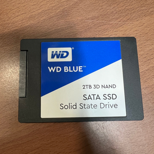 WD BLUE SSD 2tb 팝니다.