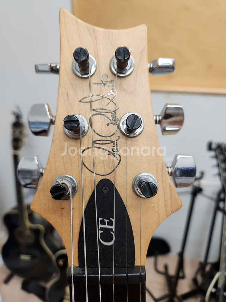 PRS USA CE24 세미할로우바디 일렉기타--3