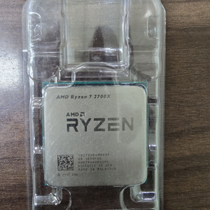 라이젠 2700x cpu + 기본쿨러