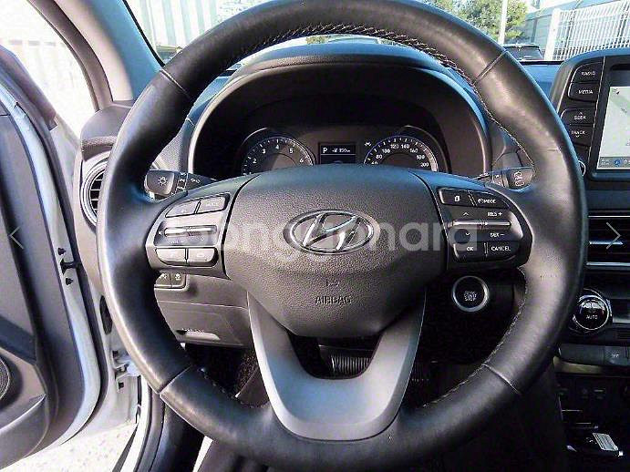 @17년식 코나 1.6 가솔린 2WD 모던 아트 전국--8