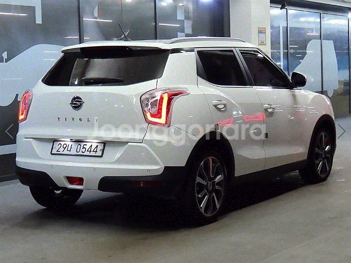 @15년식 티볼리 가솔린 2WD LX 최고급형 전국최--3