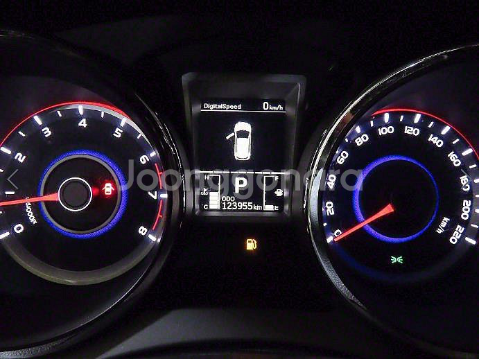 @15년식 티볼리 가솔린 2WD LX 최고급형 전국최--8