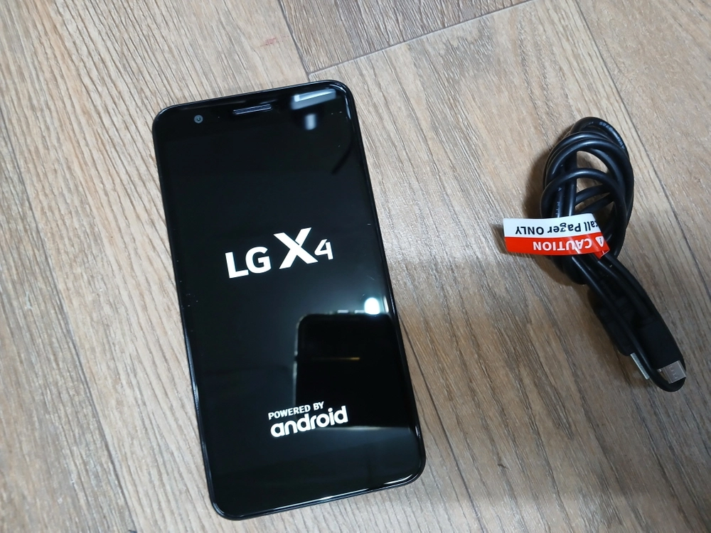 LG X4 LM-X410K 휴대폰 안드로이드 8 이미지