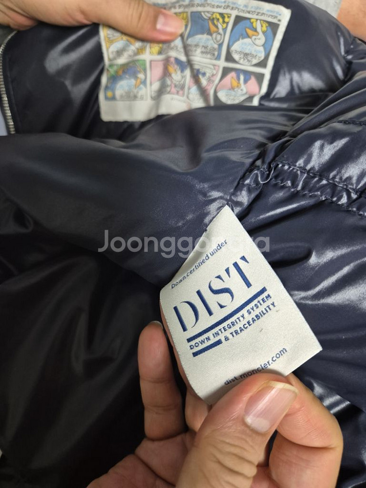 몽클레어 남색 패딩--8