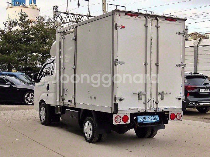 @22년식 봉고Ⅲ EV 내장탑차 플러스형 전국최저가격--2