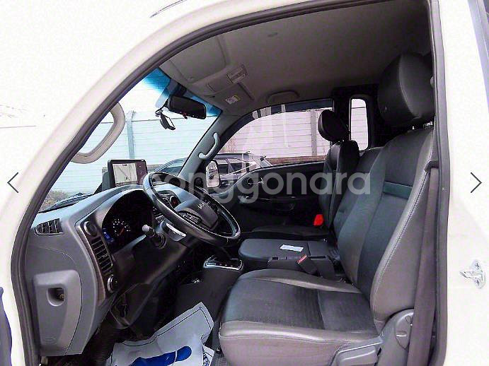 @22년식 봉고Ⅲ EV 내장탑차 플러스형 전국최저가격--6