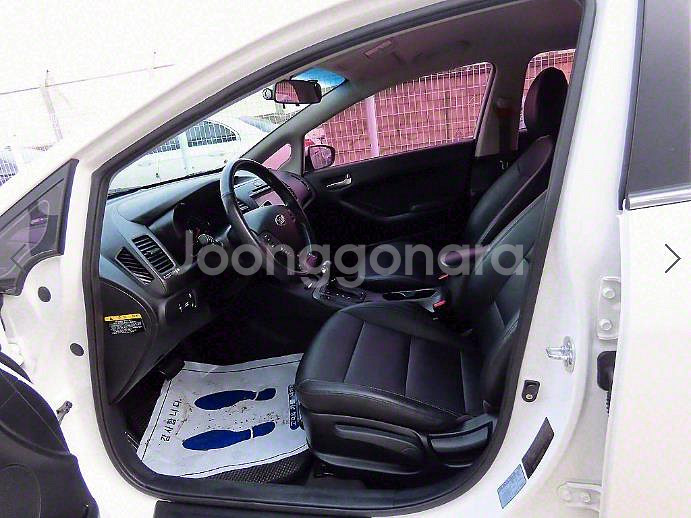 @13년식 K3 1.6 GDI 트렌디 전국최저가격--4