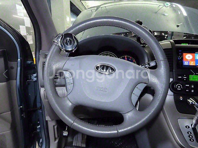 @11년식 카니발 R 11인승 LPI GLX 기본형--8