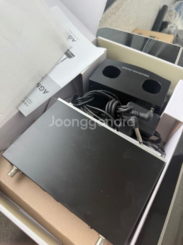 무선마이크 세트 팝니다 agm-9100--3