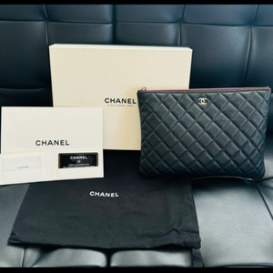 샤넬 클래식 클러치31번대+이너백