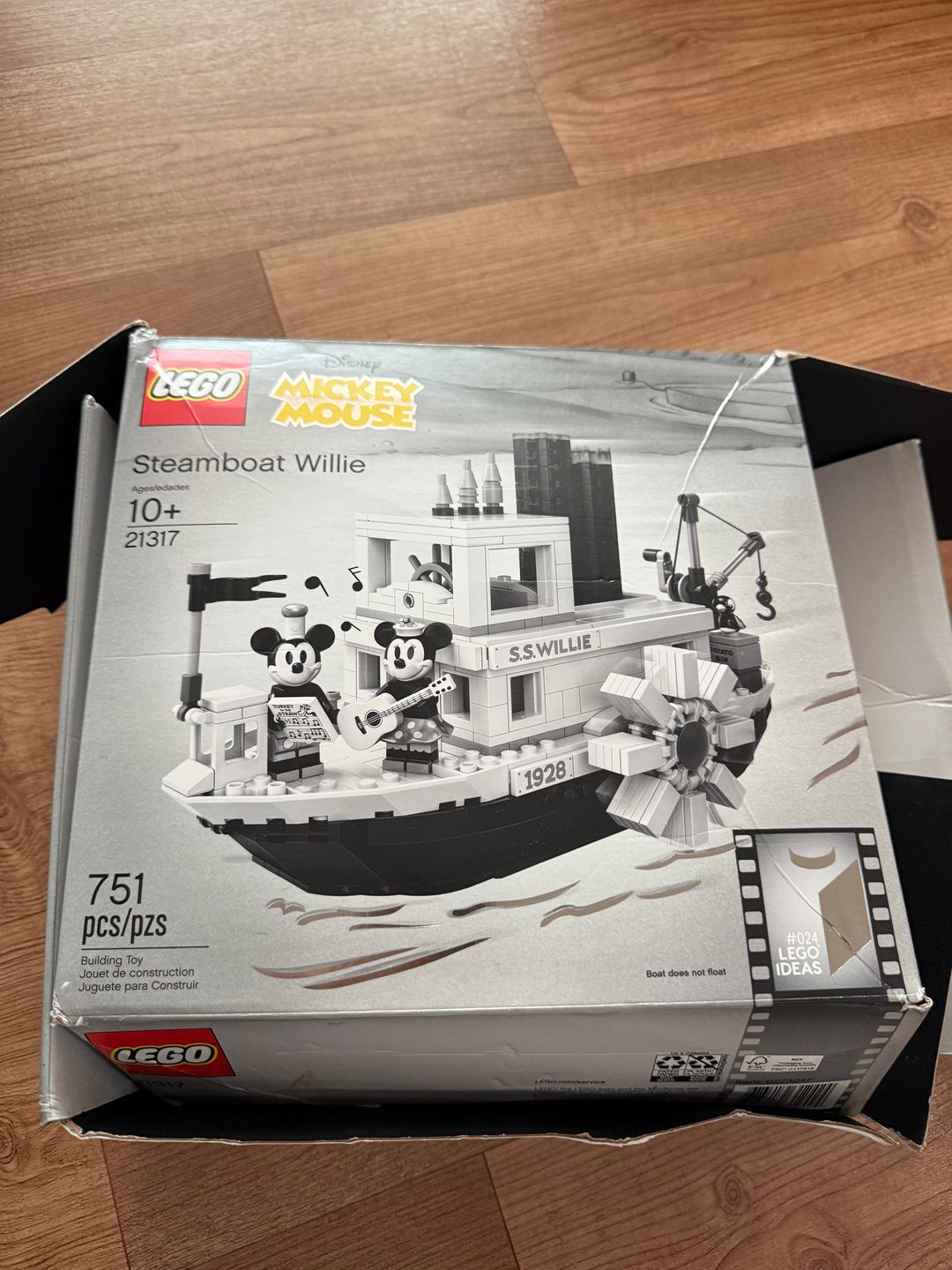 레고 한정판 steamboat willie ideas