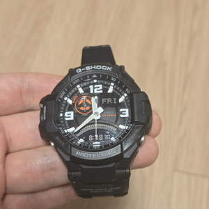 카시오 G-SHOCK GA-1000