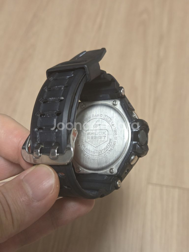 카시오 G-SHOCK GA-1000--1
