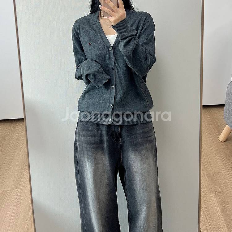 타미힐피거 캐시미어 차콜 브이넥 가디건--0