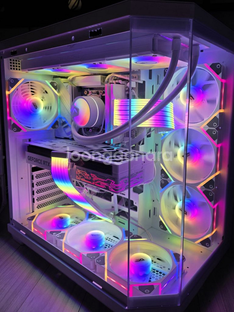 9800X3D RTX5080 화이트 감성PC--1