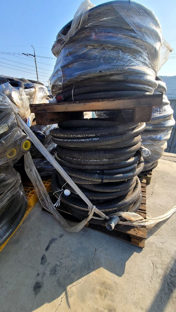 고압호스.에어호스.준설용슬리브호스 이미지